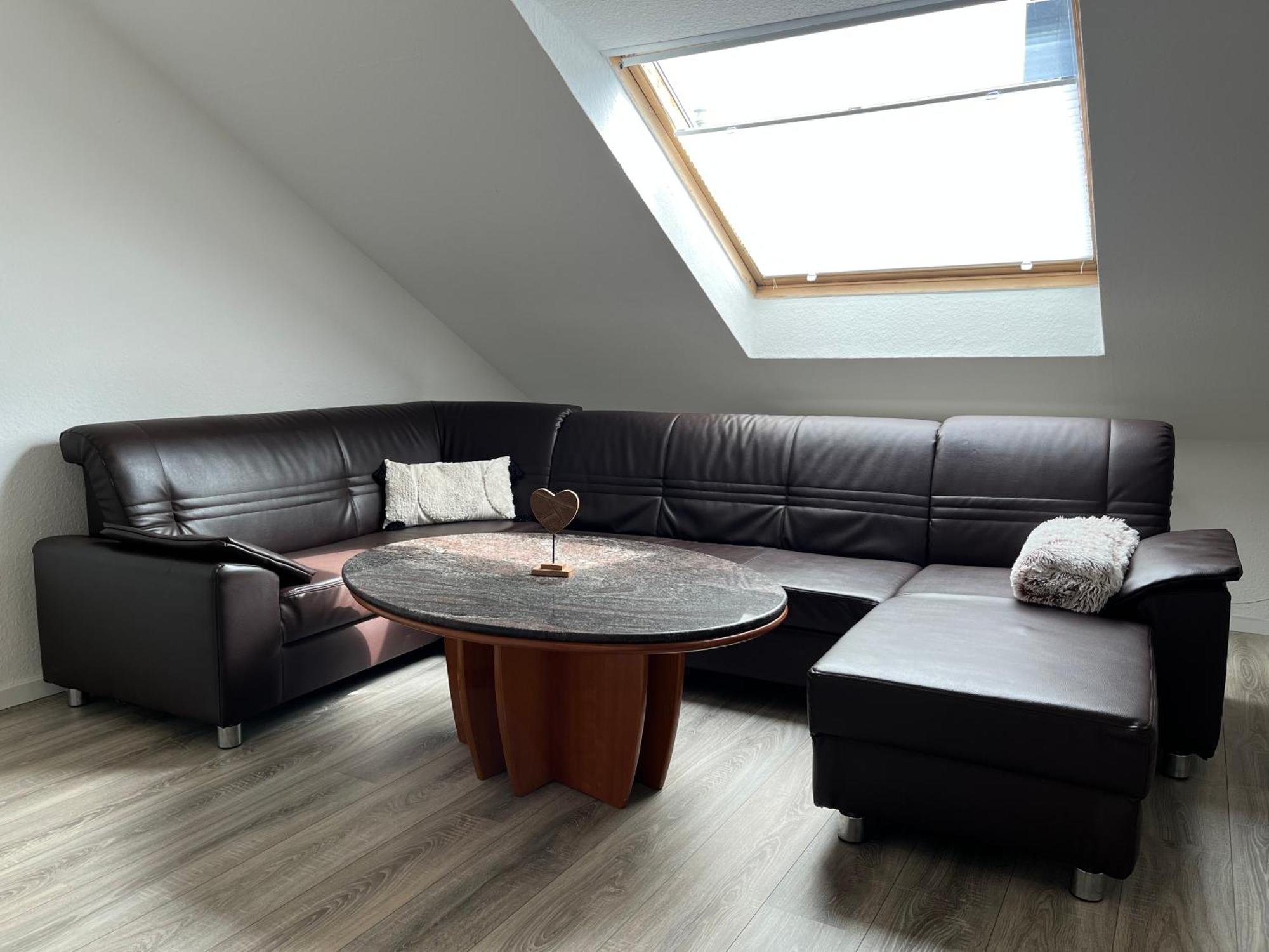 Marienhaus Apartment - Zentral, Parken, Netflix, Kontaktloses Einchecken Wuppertal Extérieur photo