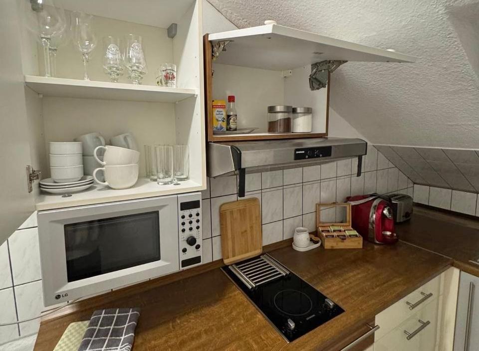 Marienhaus Apartment - Zentral, Parken, Netflix, Kontaktloses Einchecken Wuppertal Extérieur photo